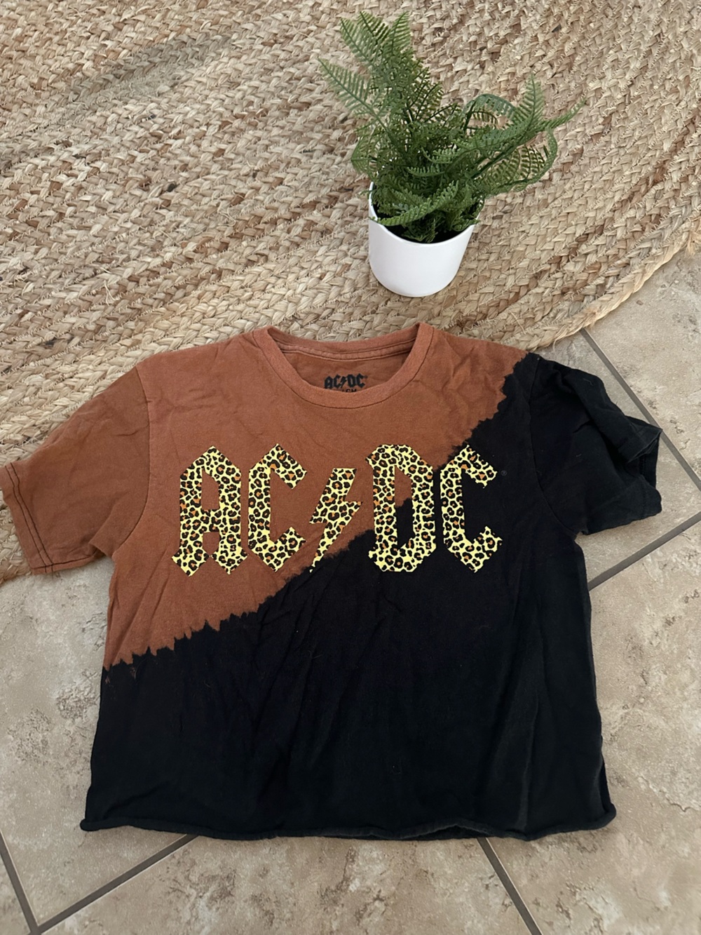 ACDC CROP TOP